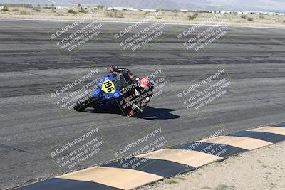 media/Jan-16-2026-CVMA Friday Practice (Fri) [[6f2bf47531]]/5-Racer 4-Trackday1/Session 2 (Bowl)/